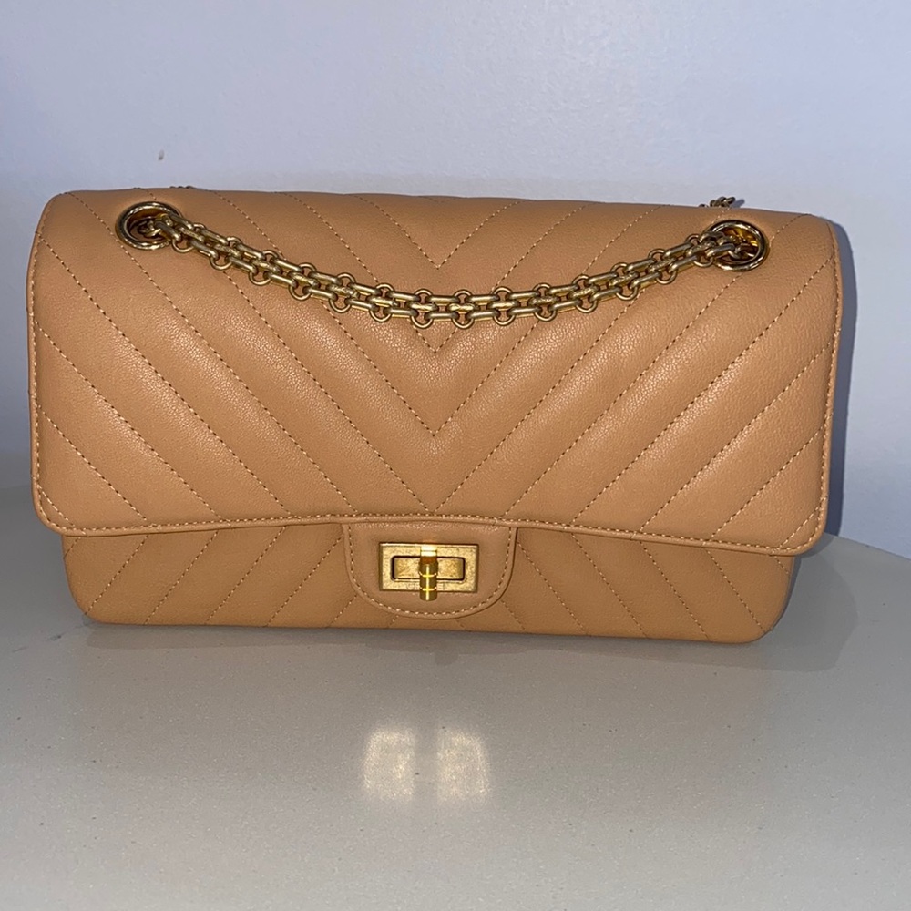 Chanel 2.55 re-edition medium NEW